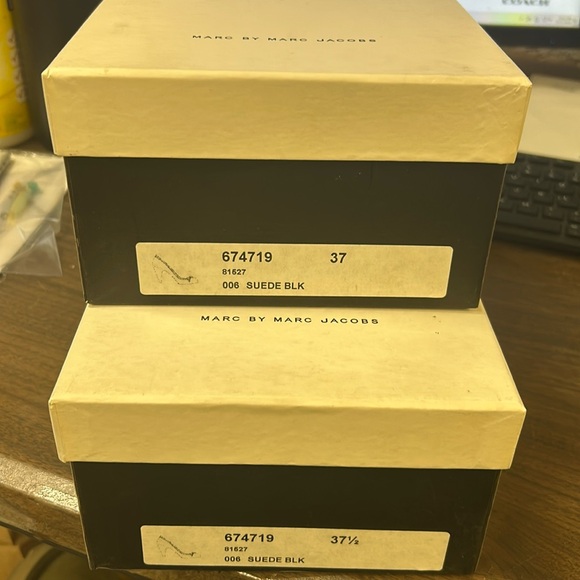 Marc by Marc Jacobs Suede Black Heels - Picture 1 of 9